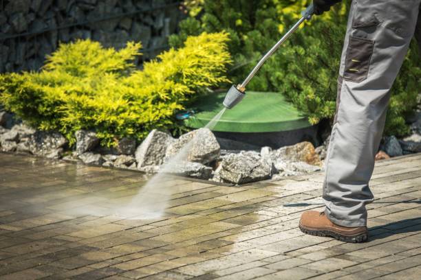 Best Sign and Awning Cleaning  in Fox Crossing, WI